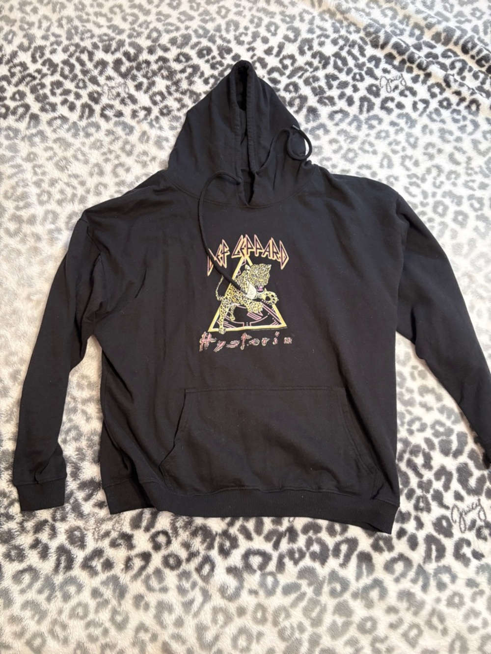 Def Leppard Women’s Pullover Hoodie